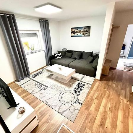 Ab Apartment Moderne Zweizimmerwohnung Villach Extérieur photo