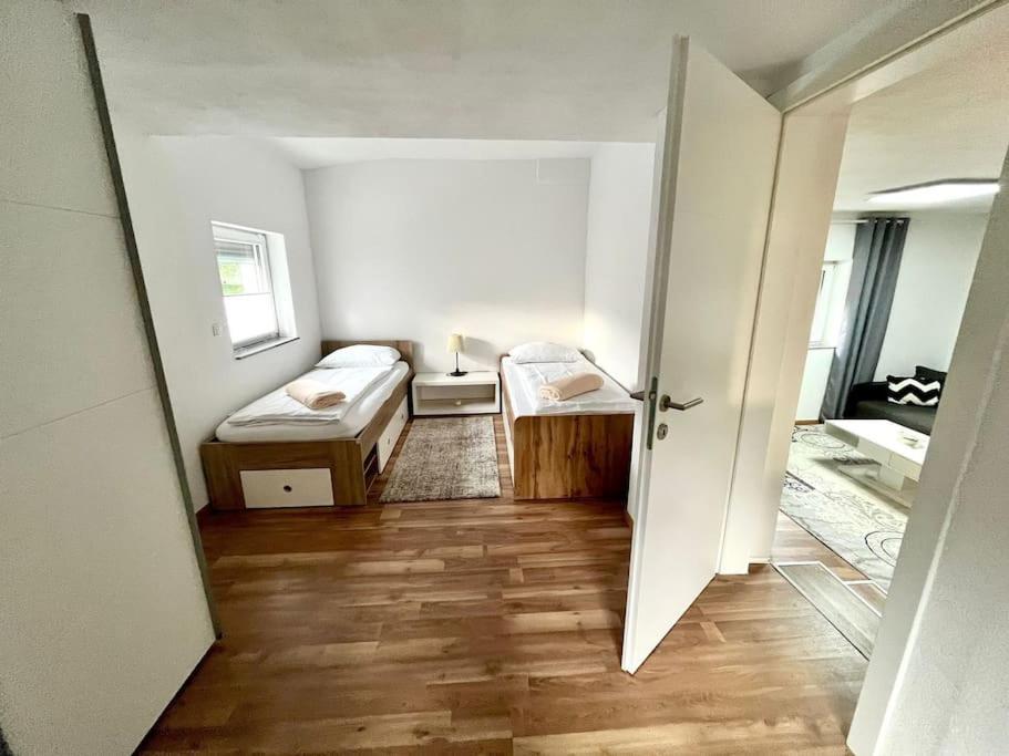Ab Apartment Moderne Zweizimmerwohnung Villach Extérieur photo